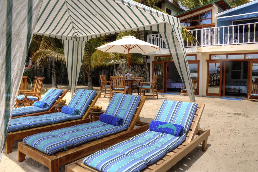 The Isabela Beach House Puerto Villamil Eksteriør billede