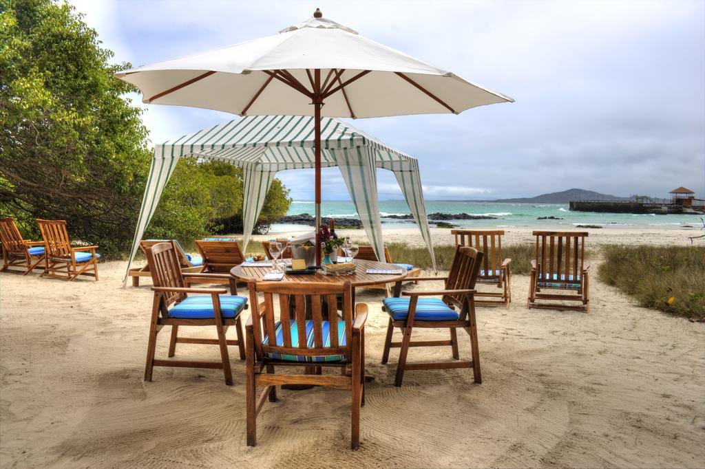 The Isabela Beach House Puerto Villamil Eksteriør billede