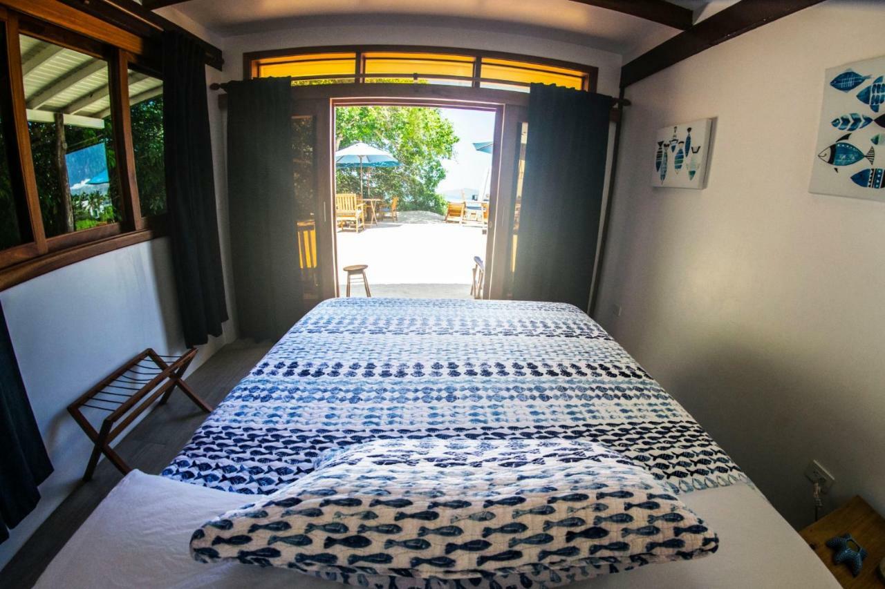 The Isabela Beach House Puerto Villamil Eksteriør billede